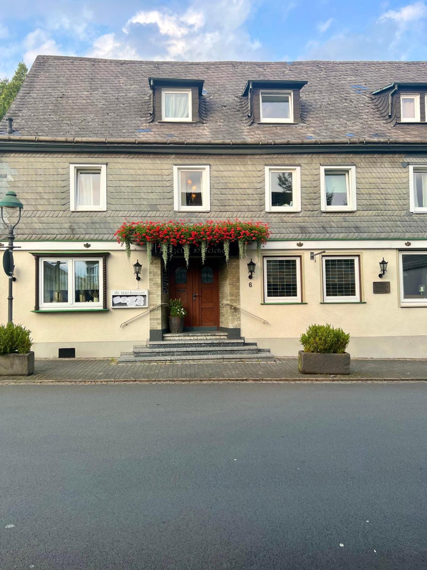 Hetzel'S Hotelchen Olpe bei Meschede Buitenkant foto