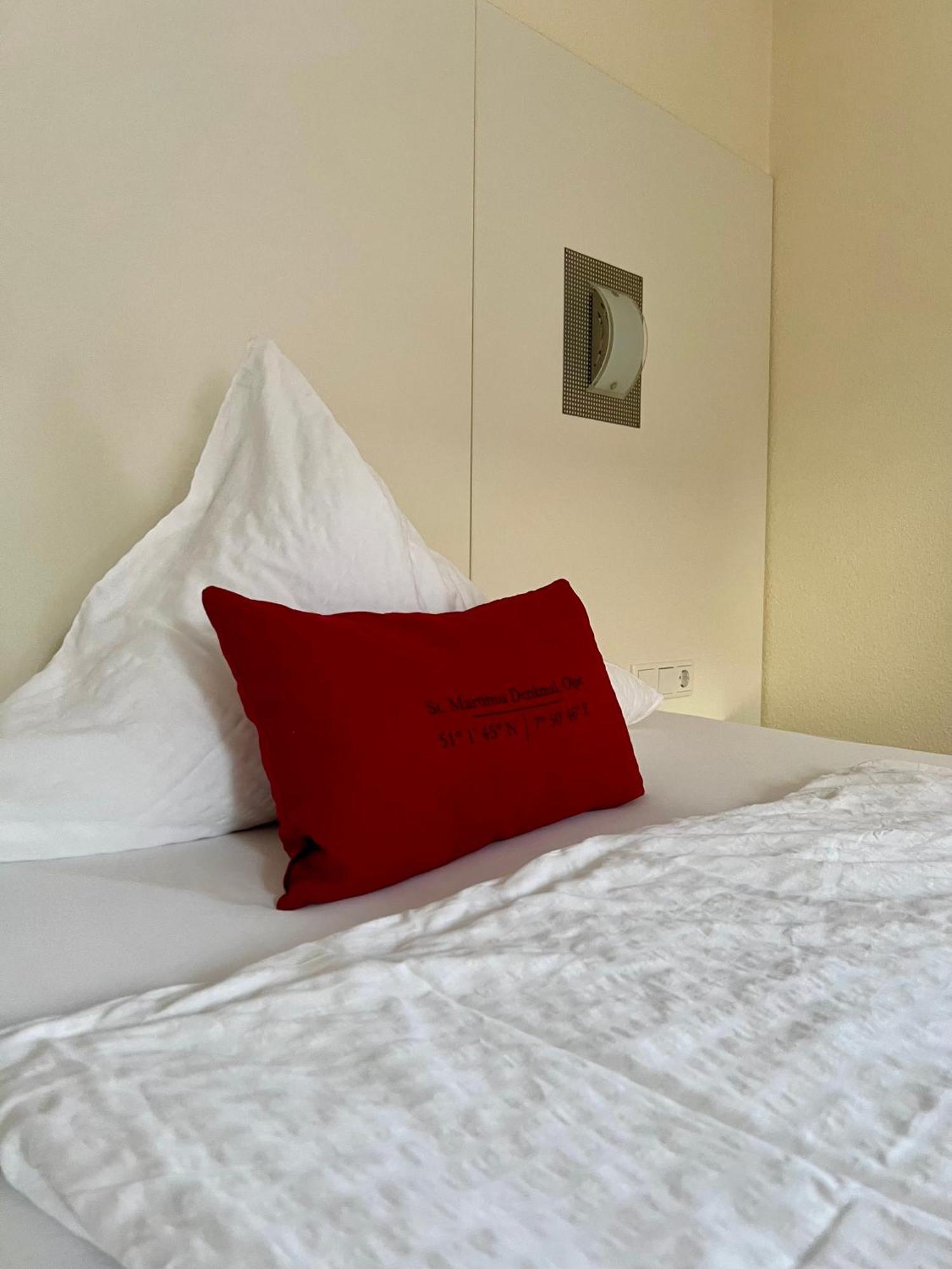 Hetzel'S Hotelchen Olpe bei Meschede Buitenkant foto