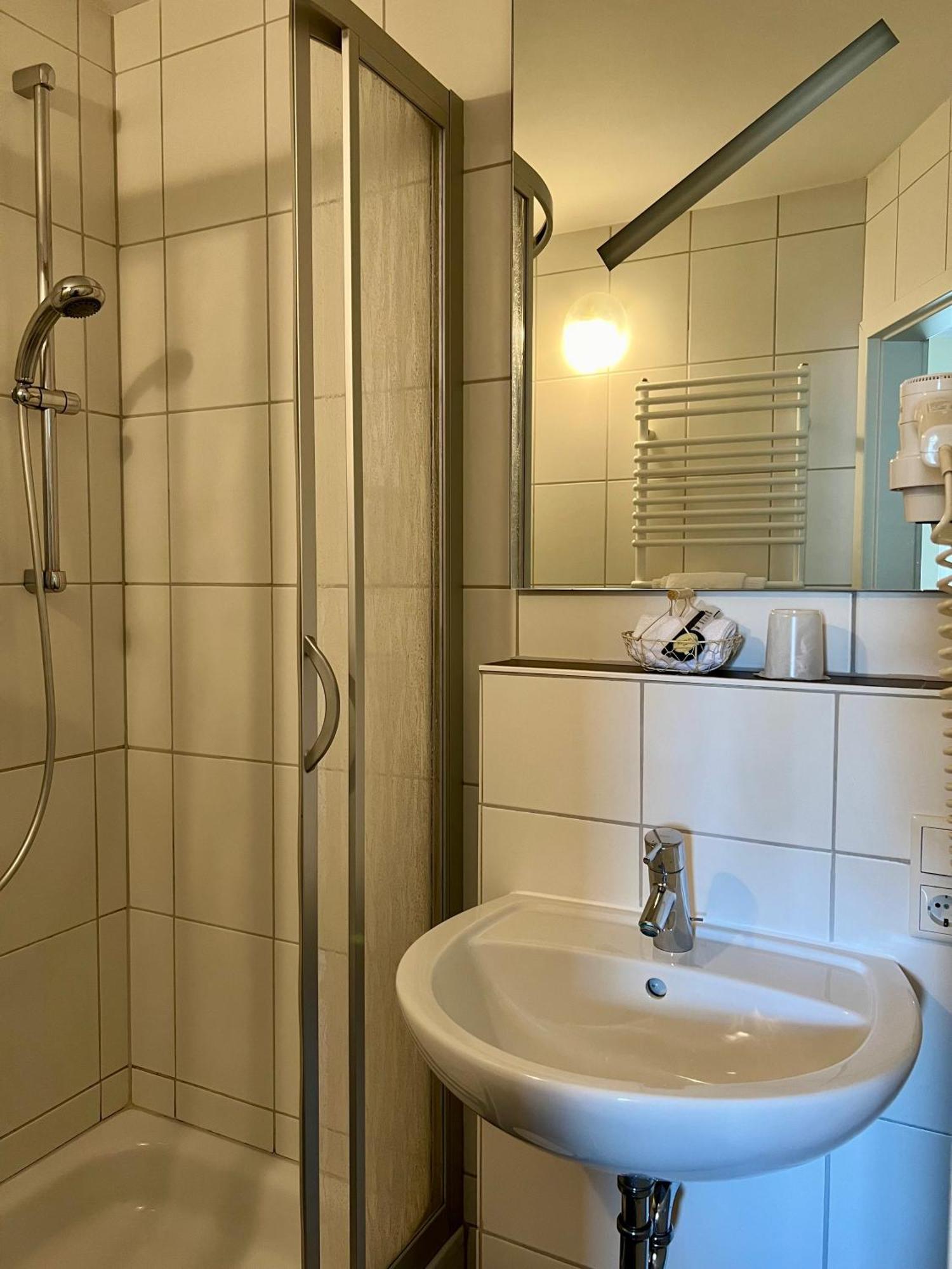 Hetzel'S Hotelchen Olpe bei Meschede Buitenkant foto